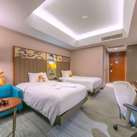 Hilton Garden Inn Istanbul Atatuerk Airport Экстерьер фото