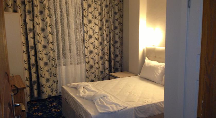 Hilton Garden Inn Istanbul Atatuerk Airport Номер фото