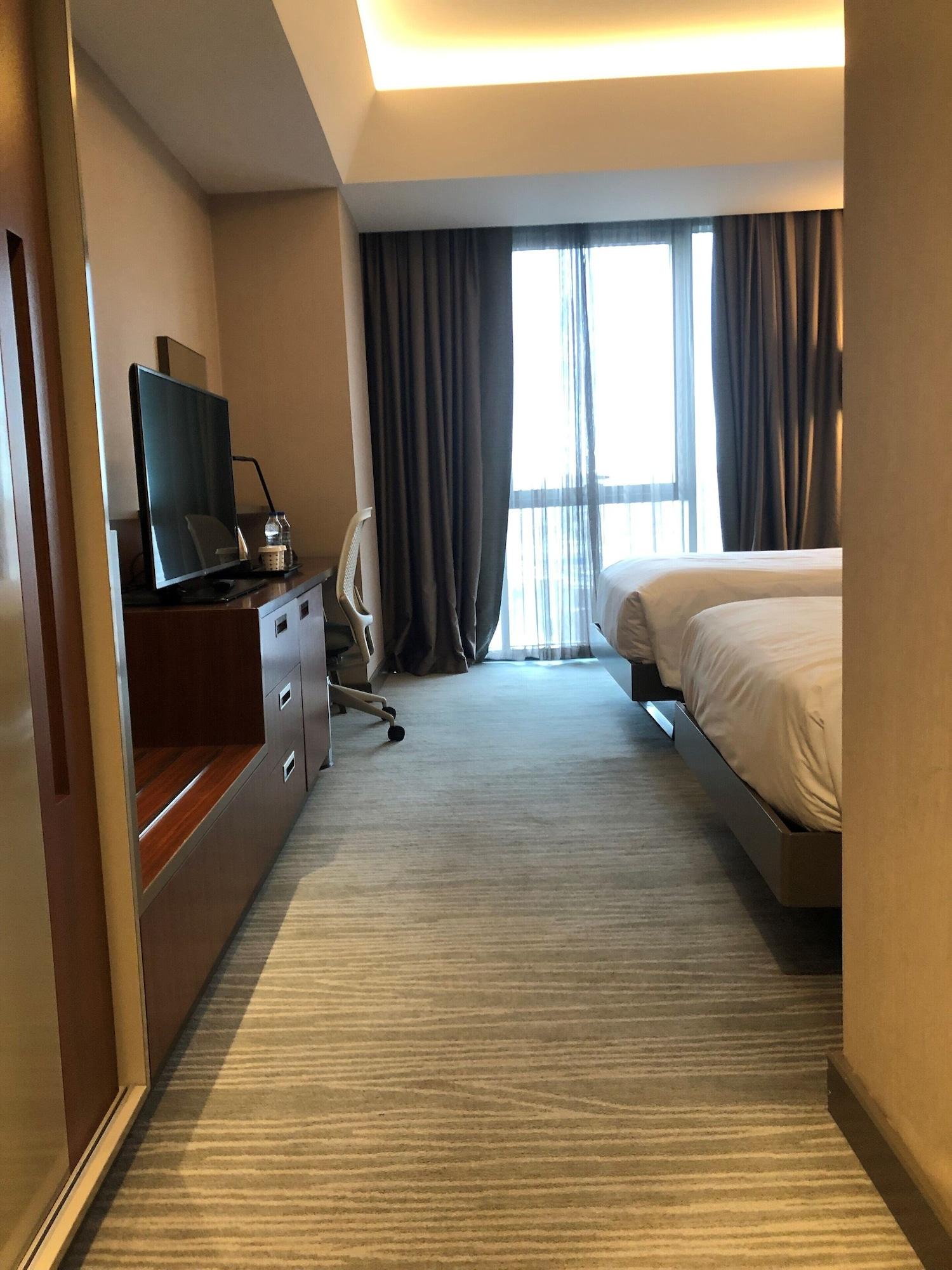 Hilton Garden Inn Istanbul Atatuerk Airport Экстерьер фото