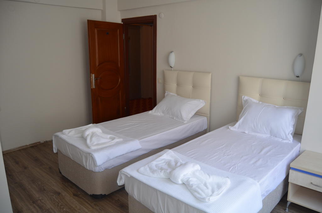 Hilton Garden Inn Istanbul Atatuerk Airport Номер фото