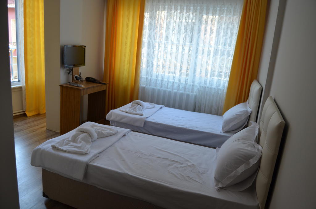 Hilton Garden Inn Istanbul Atatuerk Airport Номер фото